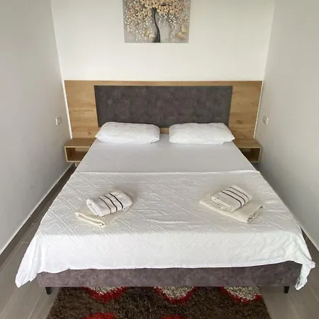 Natyra E Ishullit -resort- * Ishull-Shëngjini