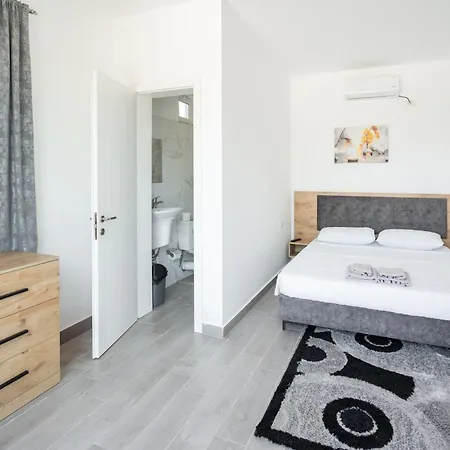 منتجع Natyra E Ishullit -resort- Ishull-Shëngjini