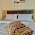 Natyra E Ishullit -resort- *