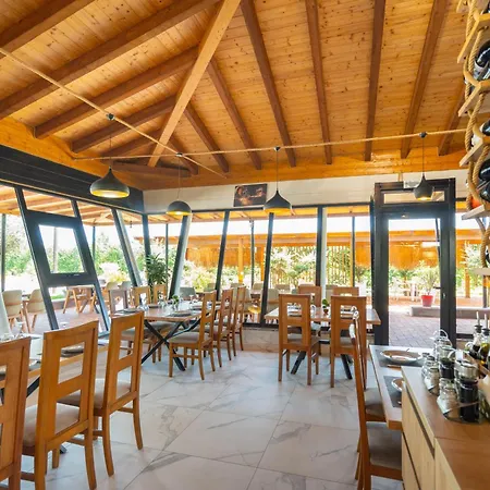 Курортный комплекс Natyra E Ishullit -resort-