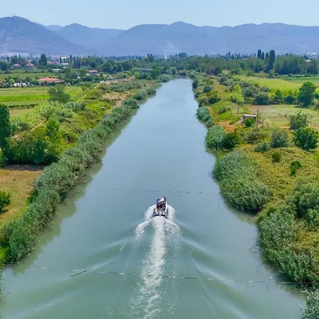 Natyra E Ishullit -resort- Курортный комплекс *