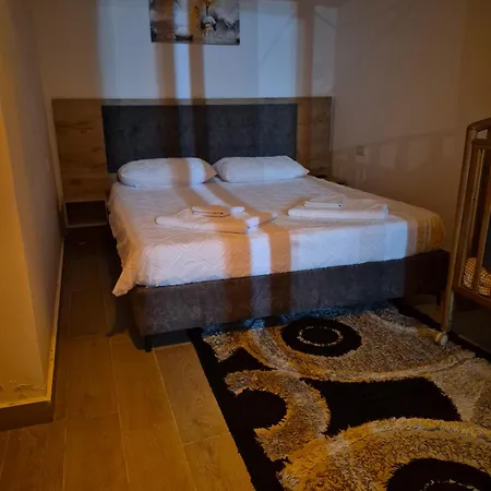 Natyra E Ishullit -resort-