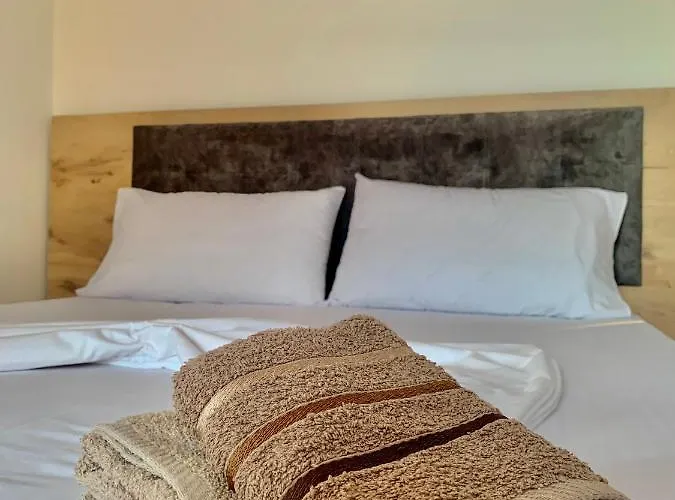 Natyra E Ishullit -resort- *